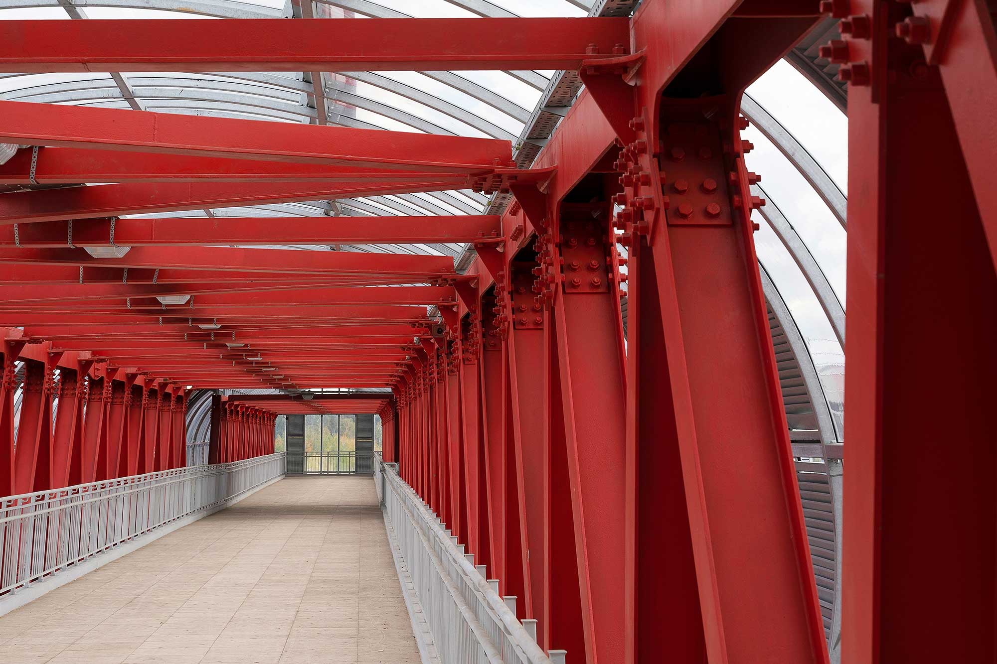 Our industrial paint range offers superior quality designed exclusively for industries requiring protection against corrosion